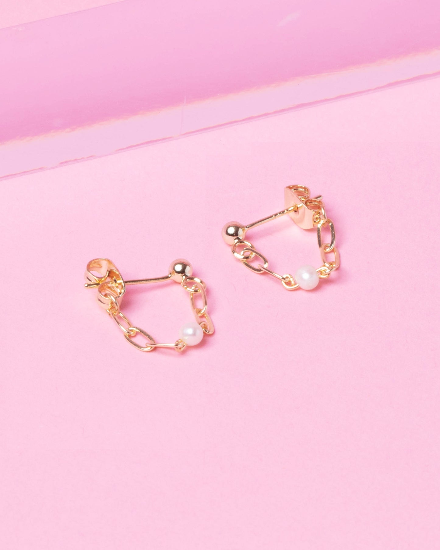 PEARL GRACIE 14K GOLD FILLED HUGGIE EARRINGS