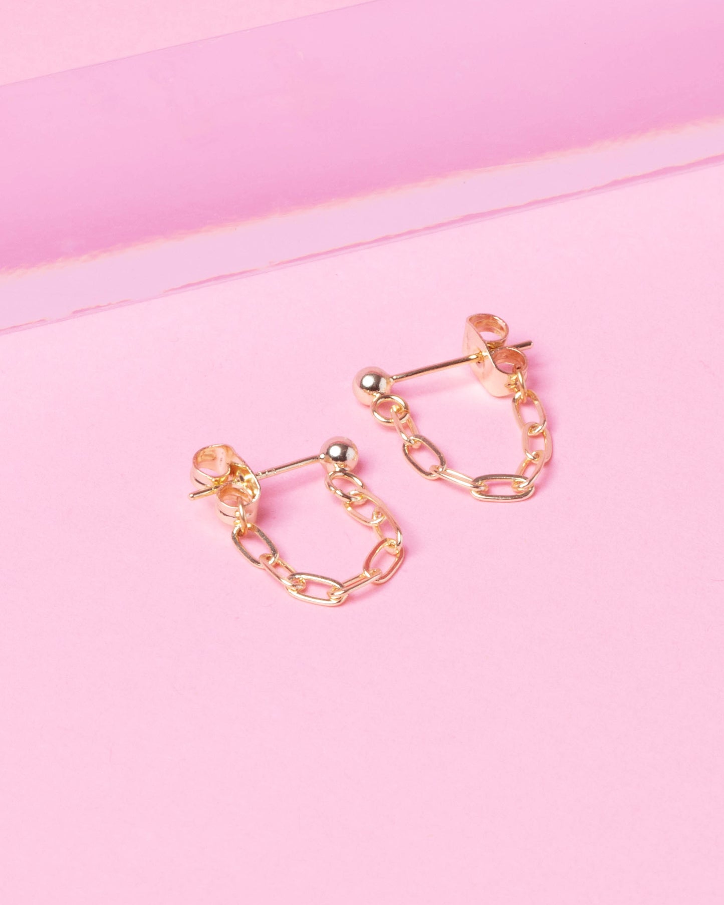 GRACIE 14K GOLD FILLED HUGGIE EARRINGS