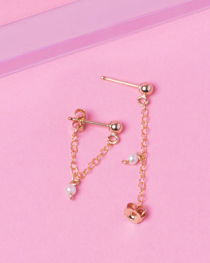 PEARL 14K GOLD FILLED HUGGIE EARRINGS